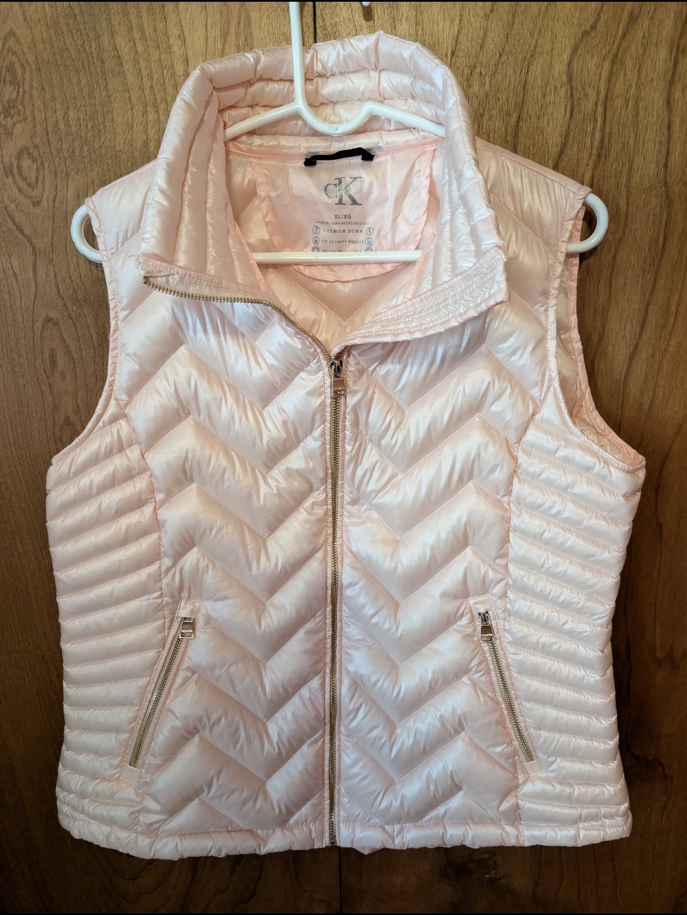 Calvin Klein Light Pink Quilted Chevron Puffer Vest